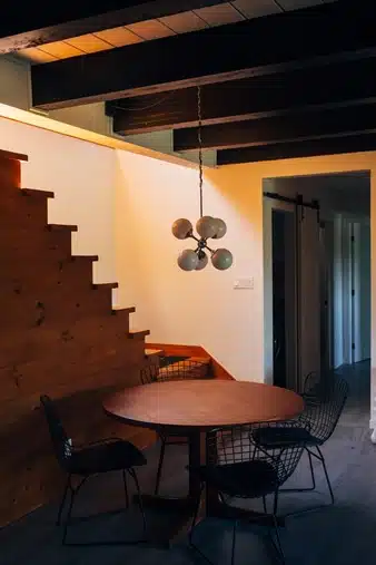 A staircase leading to the basement